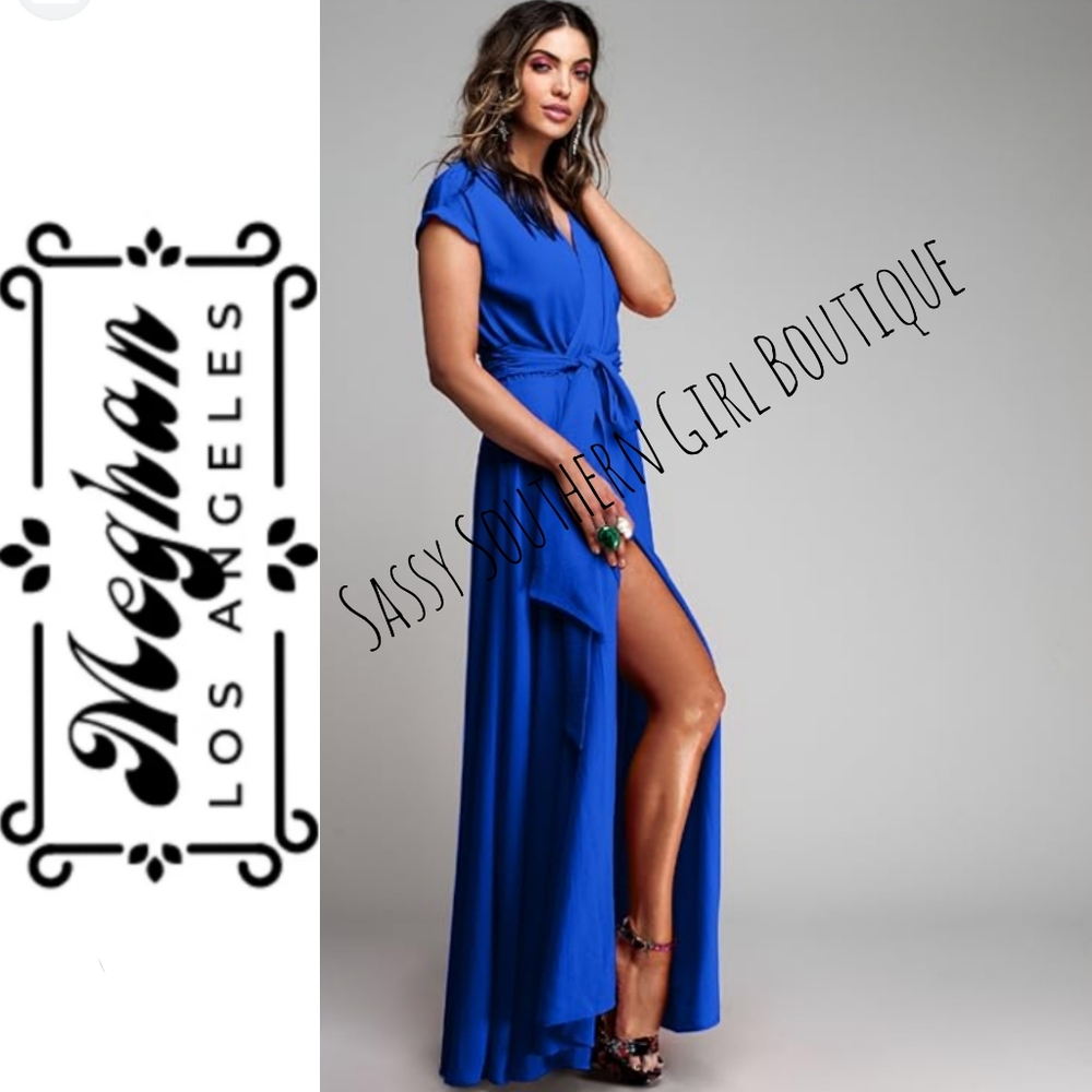 🆕⭐ Meghan LA Blue maxi dress